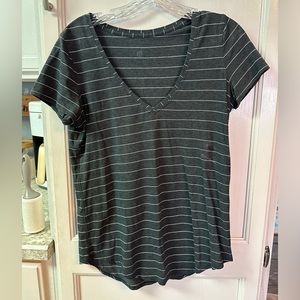 Lululemon love v neck tee